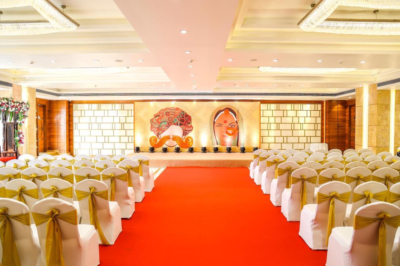 Krishna Palace Hotel Мумбаї Екстер'єр фото