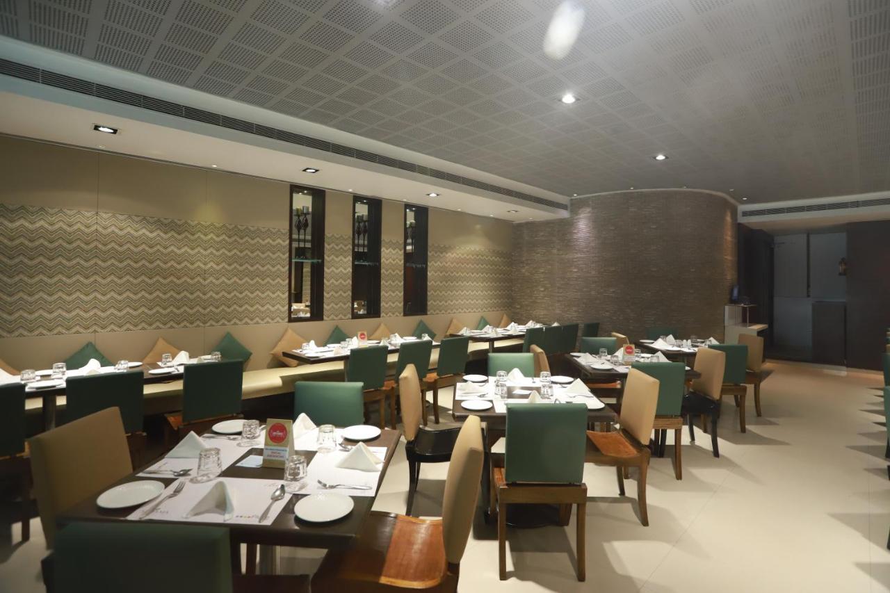 Krishna Palace Hotel Мумбаї Екстер'єр фото