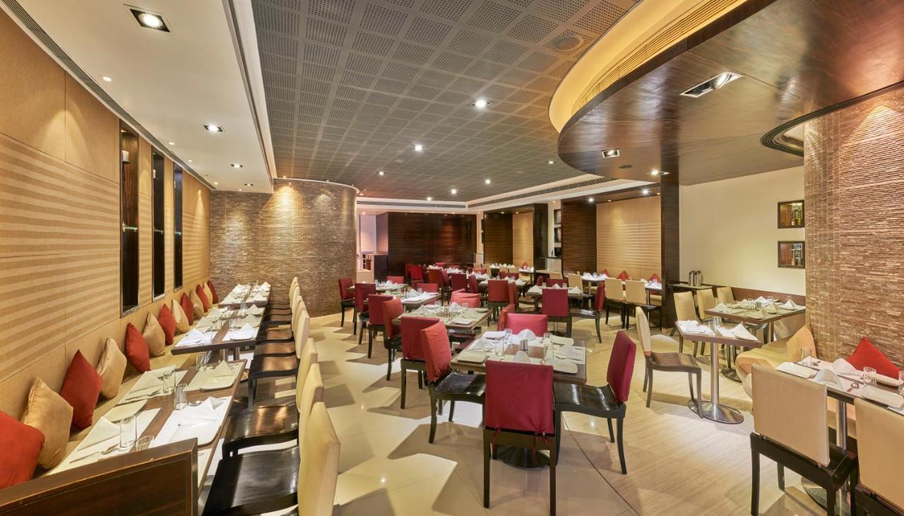 Krishna Palace Hotel Мумбаї Екстер'єр фото